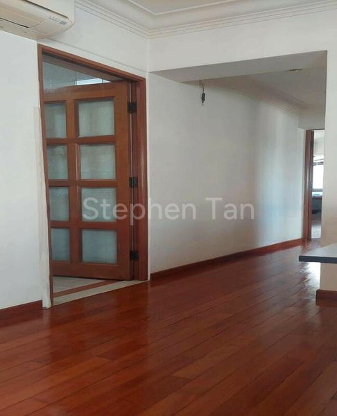 5 Room (5I) HDB for Rent in  13 Cantonment Close - Image 4